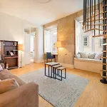 아파트 Classy Duplex In Historic