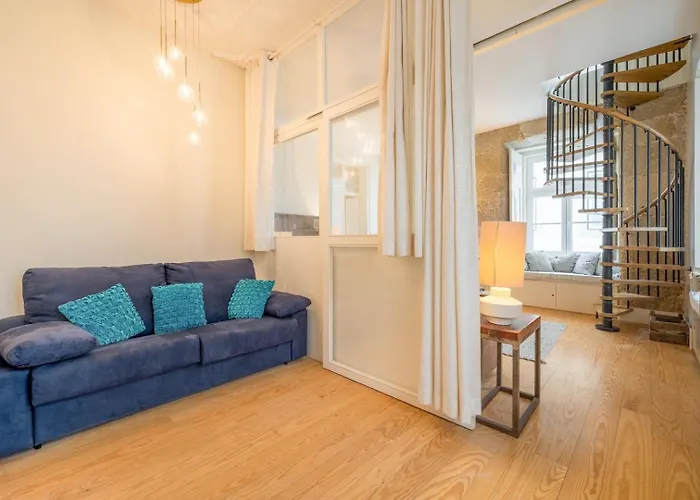 Classy Duplex In Historic Апартаменти Лісабон