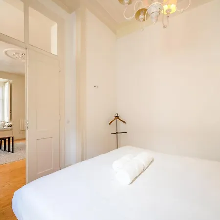 Classy Duplex In Historic * Lisbon